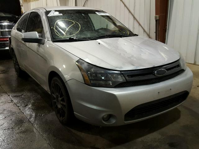 1FAHP33N19W231450 - 2009 FORD FOCUS SES SILVER photo 1