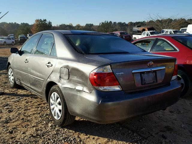 4T1BE30K05U604589 - 2005 TOYOTA CAMRY LE 灰色 照片 3