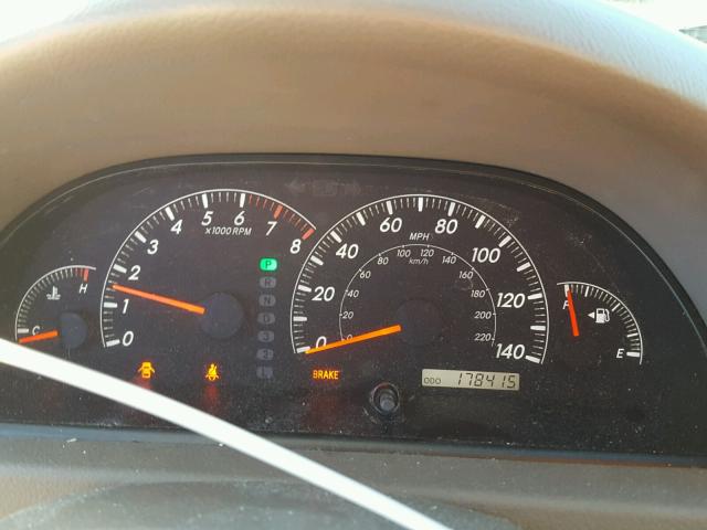 4T1BE30K05U604589 - 2005 TOYOTA CAMRY LE 灰色 照片 8