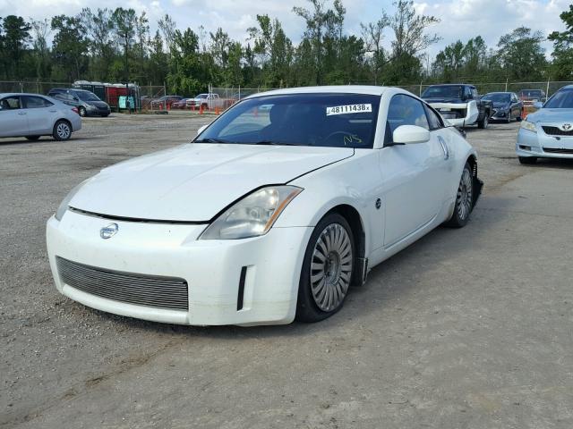 JN1AZ34E64T062561 - 2004 NISSAN 350Z COUPE WHITE photo 2