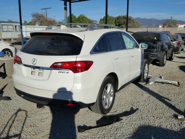 5J8TB3H39FL004046 - 2015 ACURA RDX BASE WHITE photo 4