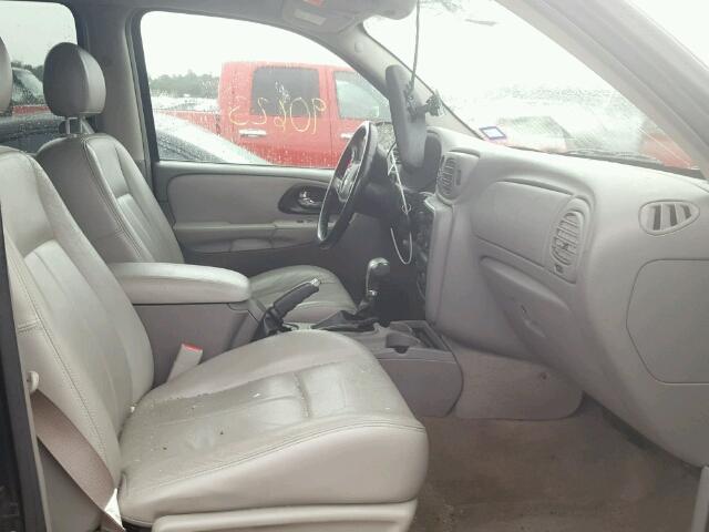 1GNDS13S962340301 - 2006 CHEVROLET TRAILBLAZE GRAY photo 5