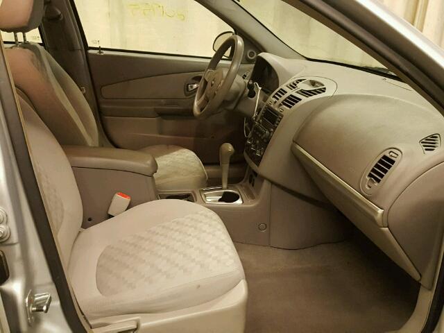1G1ZT54835F231760 - 2005 CHEVROLET MALIBU LS SILVER photo 5