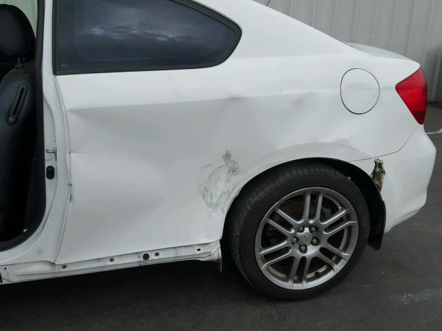 JTKDE177150005607 - 2005 TOYOTA SCION TC 白色 照片 9