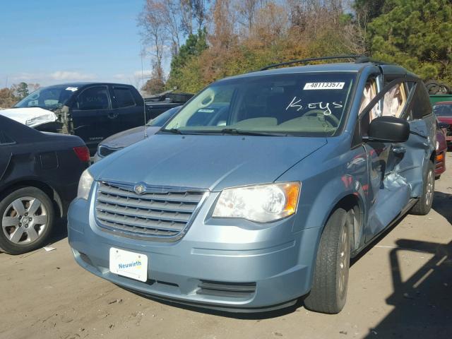 2A4RR4DE4AR166095 - 2010 CHRYSLER TOWN & COU BLUE photo 2