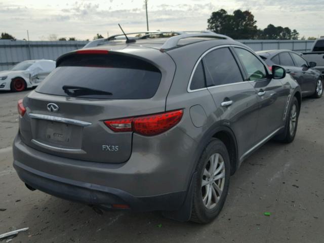 JNRAS18UX9M102746 - 2009 INFINITI FX35 TAN photo 4