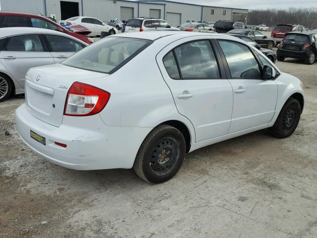 JS2YC5A23B6301021 - 2011 SUZUKI SX4 LE WHITE photo 4