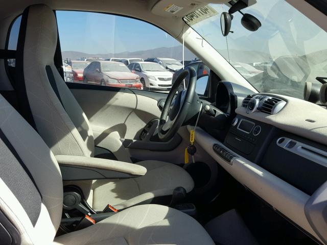 WMEEJ9AAXDK673405 - 2013 SMART FORTWO ELE 绿色 照片 5