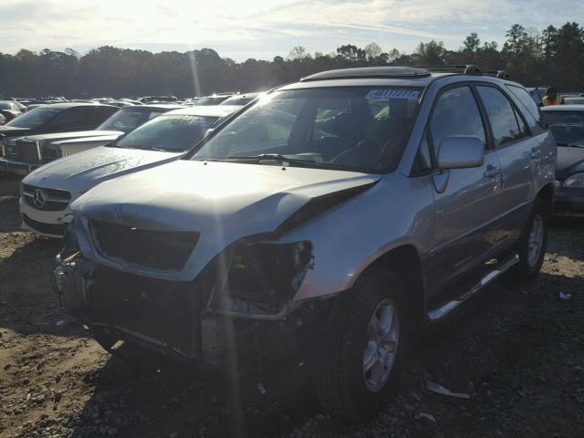 JTJGF10U820134485 - 2002 LEXUS RX 300 SILVER photo 2