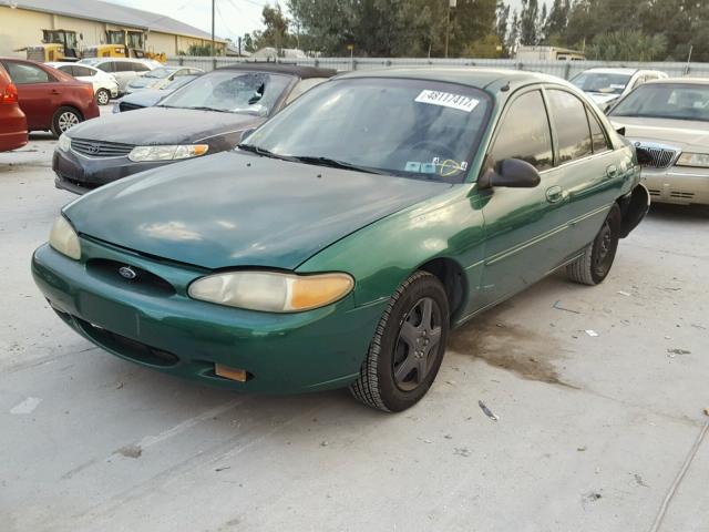 3FAFP13P82R161354 - 2002 FORD ESCORT GREEN photo 2