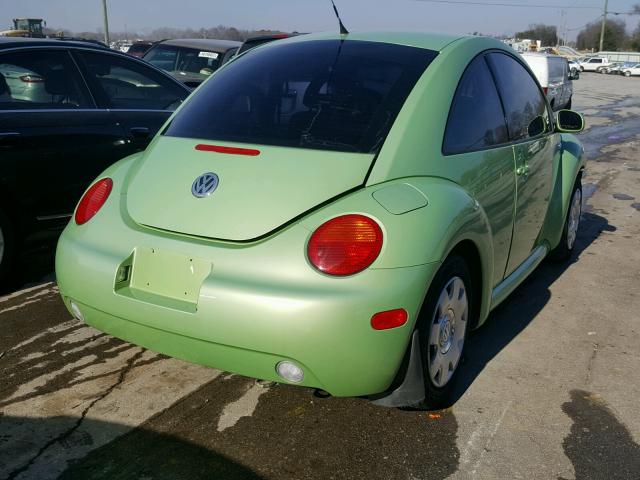 3VWCB21CX2M426660 - 2002 VOLKSWAGEN NEW BEETLE 绿色 照片 4