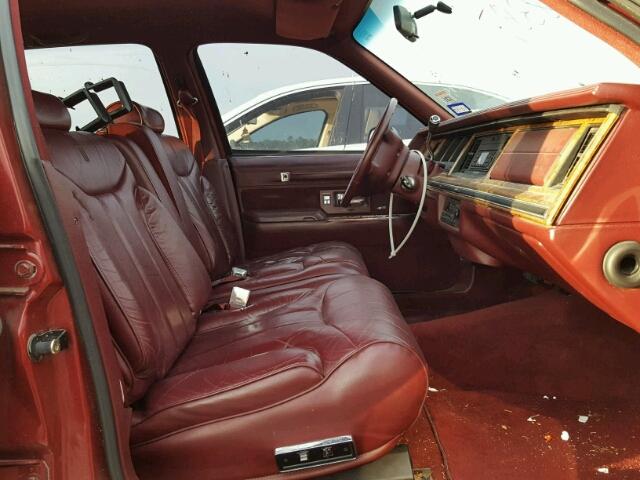 1LNLM82W5RY705002 - 1994 LINCOLN TOWN CAR S MAROON photo 5