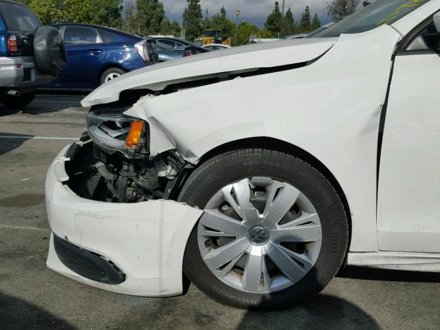 3VWD17AJ7EM243031 - 2014 VOLKSWAGEN JETTA SE WHITE photo 9