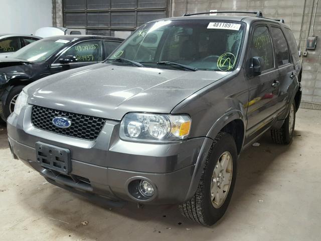 1FMYU941X6KC94983 - 2006 FORD ESCAPE LIM GRAY photo 2