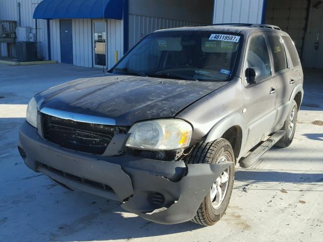 4F2YZ02Z06KM20973 - 2006 MAZDA TRIBUTE I GRAY photo 2