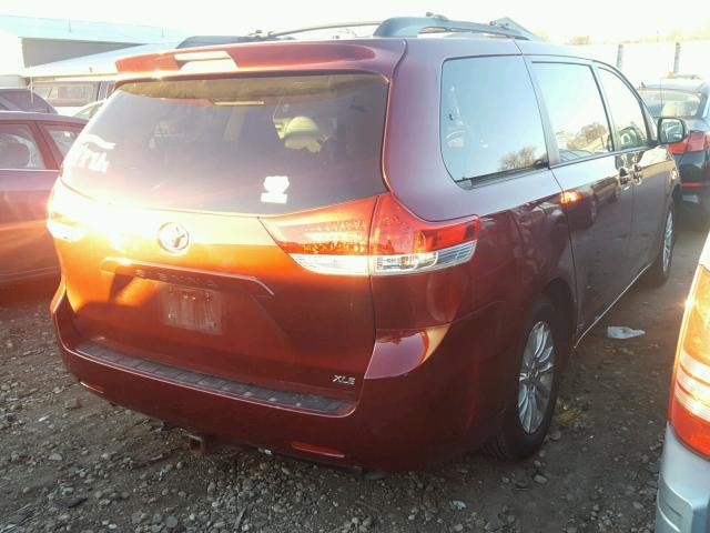 5TDYK3DC4CS278971 - 2012 TOYOTA SIENNA XLE RED photo 4