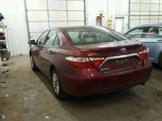 4T1BF1FK6HU730940 - 2017 TOYOTA CAMRY LE MAROON photo 3