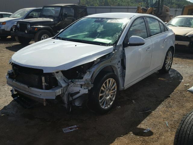 1G1PK5SC4C7379733 - 2012 CHEVROLET CRUZE ECO WHITE photo 2