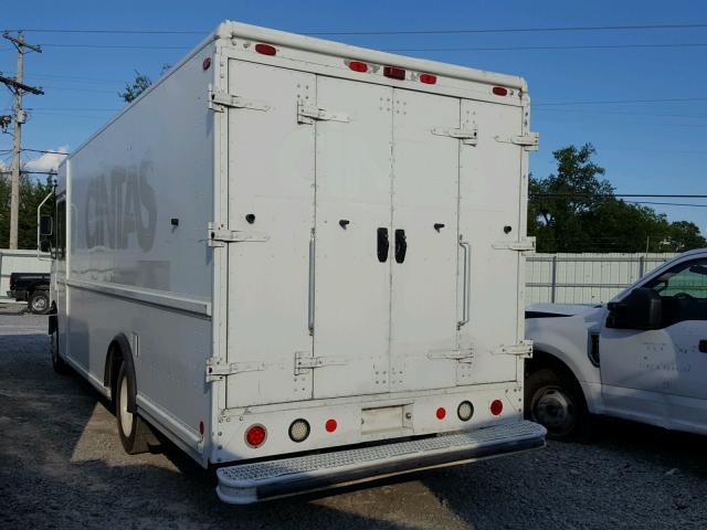 4UZAANBW26CW31125 - 2006 FREIGHTLINER CHASSIS M WHITE photo 3