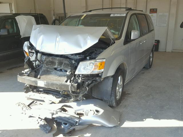 2D4RN5D1XAR147705 - 2010 DODGE GRAND CARA SILVER photo 2