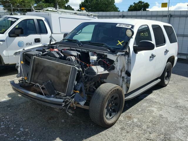 1GNLC2E09CR277911 - 2012 CHEVROLET TAHOE POLI WHITE photo 2