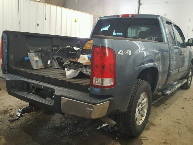 2GTEK29J791115266 - 2009 GMC SIERRA K15 BLUE photo 4