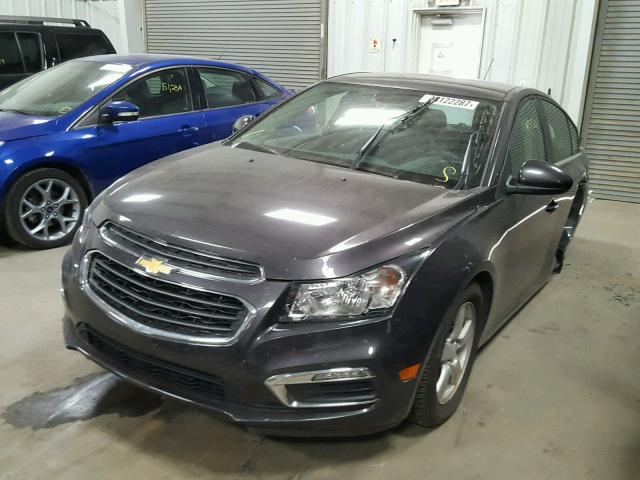 1G1PC5SB0F7143105 - 2015 CHEVROLET CRUZE LT GRAY photo 2