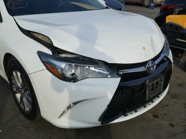 4T1BF1FK5GU137214 - 2016 TOYOTA CAMRY LE WHITE photo 9