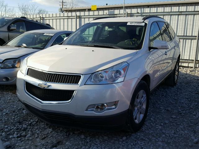 1GNKRGED7BJ349325 - 2011 CHEVROLET TRAVERSE L WHITE photo 2