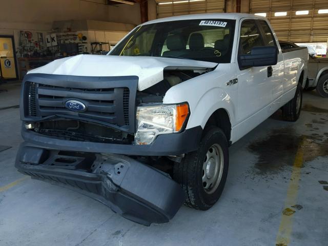 1FTVX1CF6BKD00852 - 2011 FORD F150 SUPER WHITE photo 2