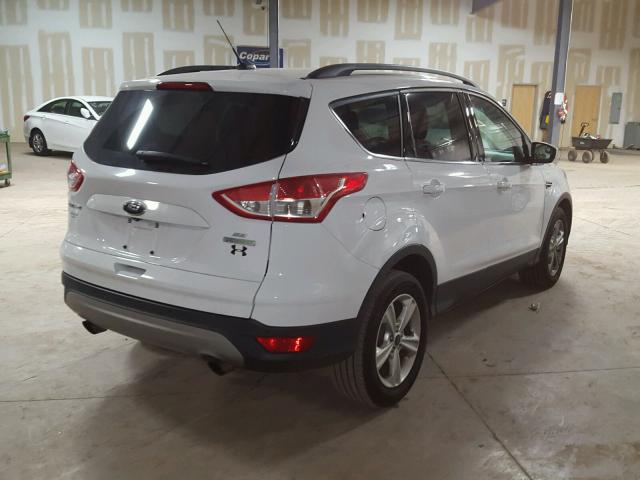 1FMCU0GX1GUB86988 - 2016 FORD ESCAPE SE WHITE photo 4