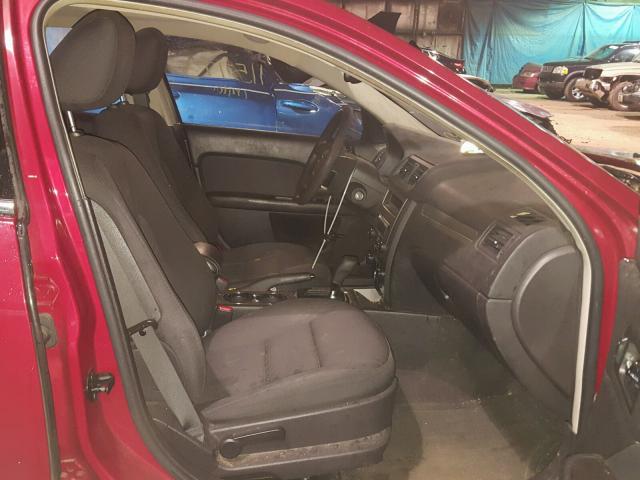 3FAHP0HA0AR232844 - 2010 FORD FUSION SE RED photo 5