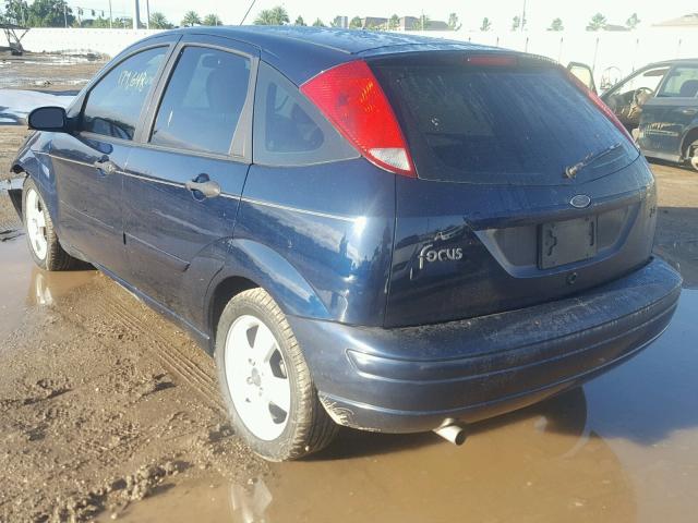 3FAFP37393R135141 - 2003 FORD FOCUS ZX5 BLUE photo 3