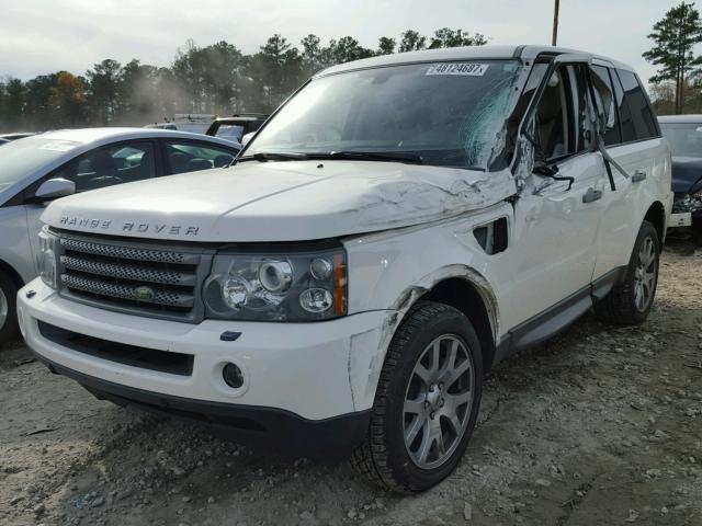 SALSF25429A196621 - 2009 LAND ROVER RANGE ROVE WHITE photo 2