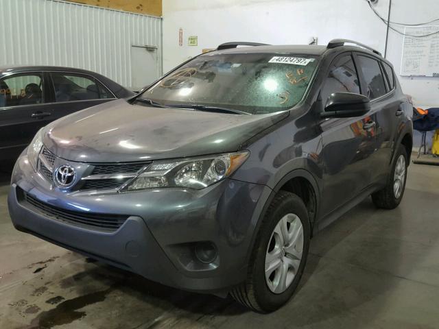 JTMZFREV1FD046758 - 2015 TOYOTA RAV4 LE GRAY photo 2