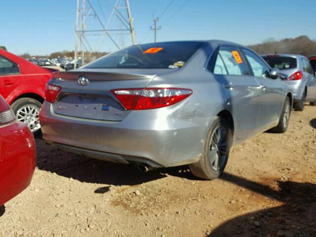 4T1BF1FKXFU018637 - 2015 TOYOTA CAMRY LE SILVER photo 4