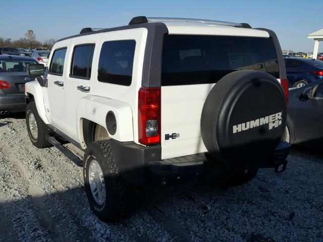 5GTEN13E588114859 - 2008 HUMMER H3 WHITE photo 3