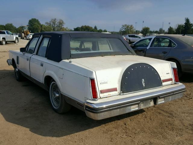 1MRBP99F1DY697408 - 1983 LINCOLN MARK VI WHITE photo 3