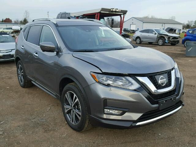 5N1AT2MV8HC780090 - 2017 NISSAN ROGUE SV SILVER photo 1