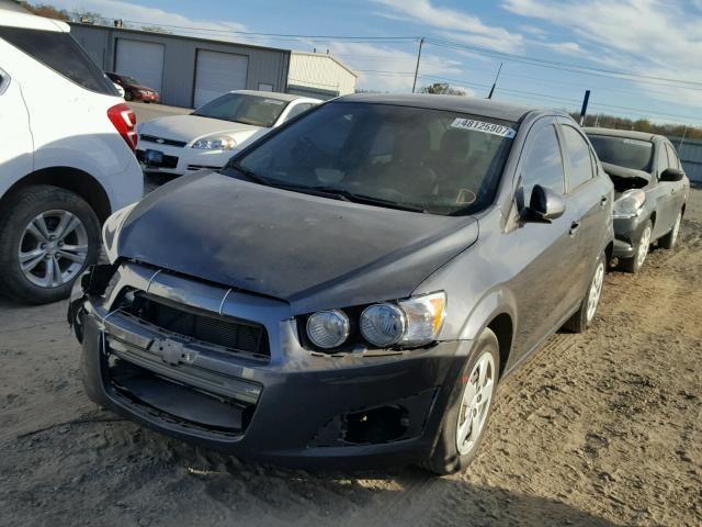 1G1JA5SH3D4163704 - 2013 CHEVROLET SONIC LS GRAY photo 2