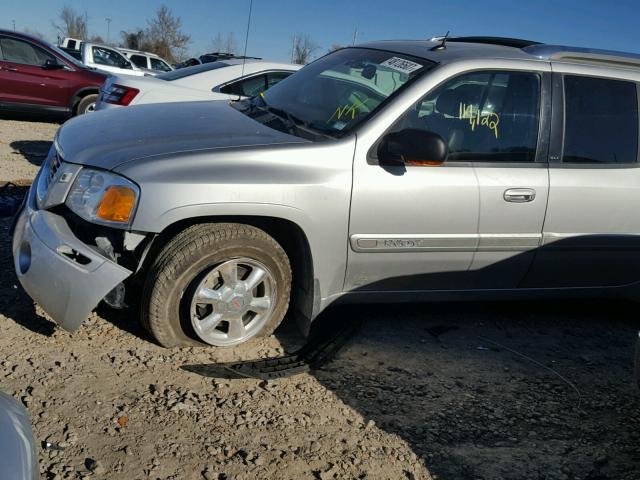 1GKET12S446158575 - 2004 GMC ENVOY XUV SILVER photo 9