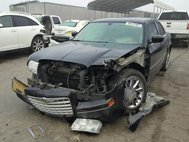 2C3KA53G77H731238 - 2007 CHRYSLER 300 TOURIN BLACK photo 2