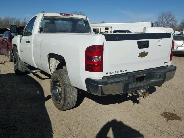 1GCHK34668E191404 - 2008 CHEVROLET SILVERADO WHITE photo 3