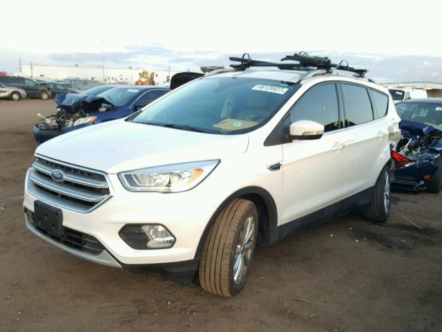 1FMCU9J92HUB43583 - 2017 FORD ESCAPE TIT WHITE photo 2