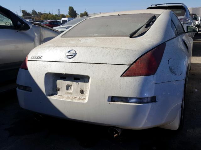 JN1AZ34EX4T050526 - 2004 NISSAN 350Z COUPE WHITE photo 4