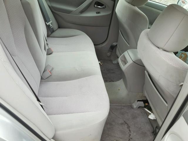 4T1BF3EKXBU671086 - 2011 TOYOTA CAMRY BASE SILVER photo 6