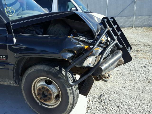 1B7MC3365WJ221669 - 1998 DODGE RAM 3500 BLACK photo 9