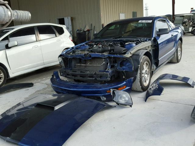 1ZVFT80N175248750 - 2007 FORD MUSTANG BLUE photo 2