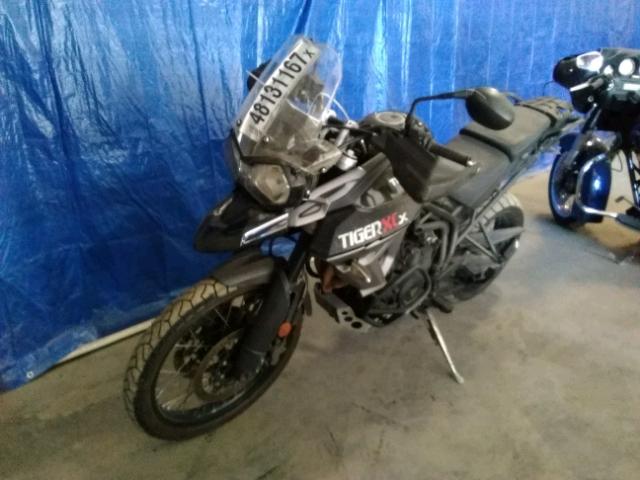 SMTE07BF4FT686374 - 2015 TRIUMPH MOTORCYCLE TIGER 800X BLACK photo 2