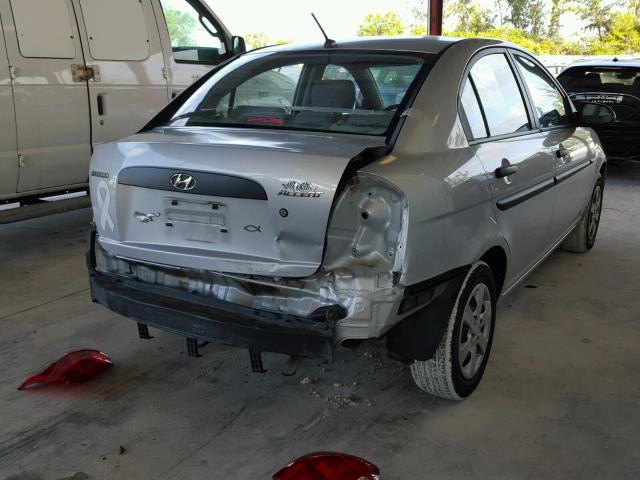 KMHCM46C69U287484 - 2009 HYUNDAI ACCENT GLS SILVER photo 4